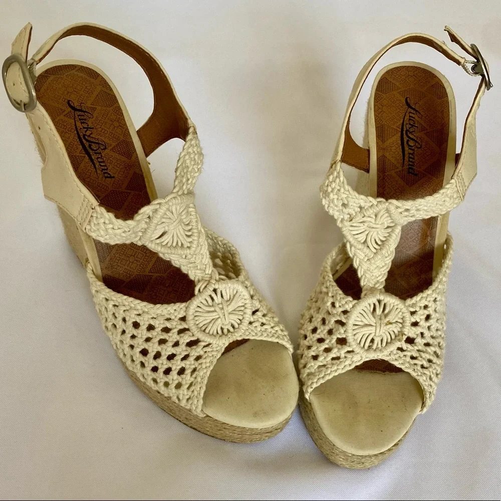 Lucky Brand Cream Crochet Espadrille Wedge Sandals Size 8 Boho Platform Open Toe